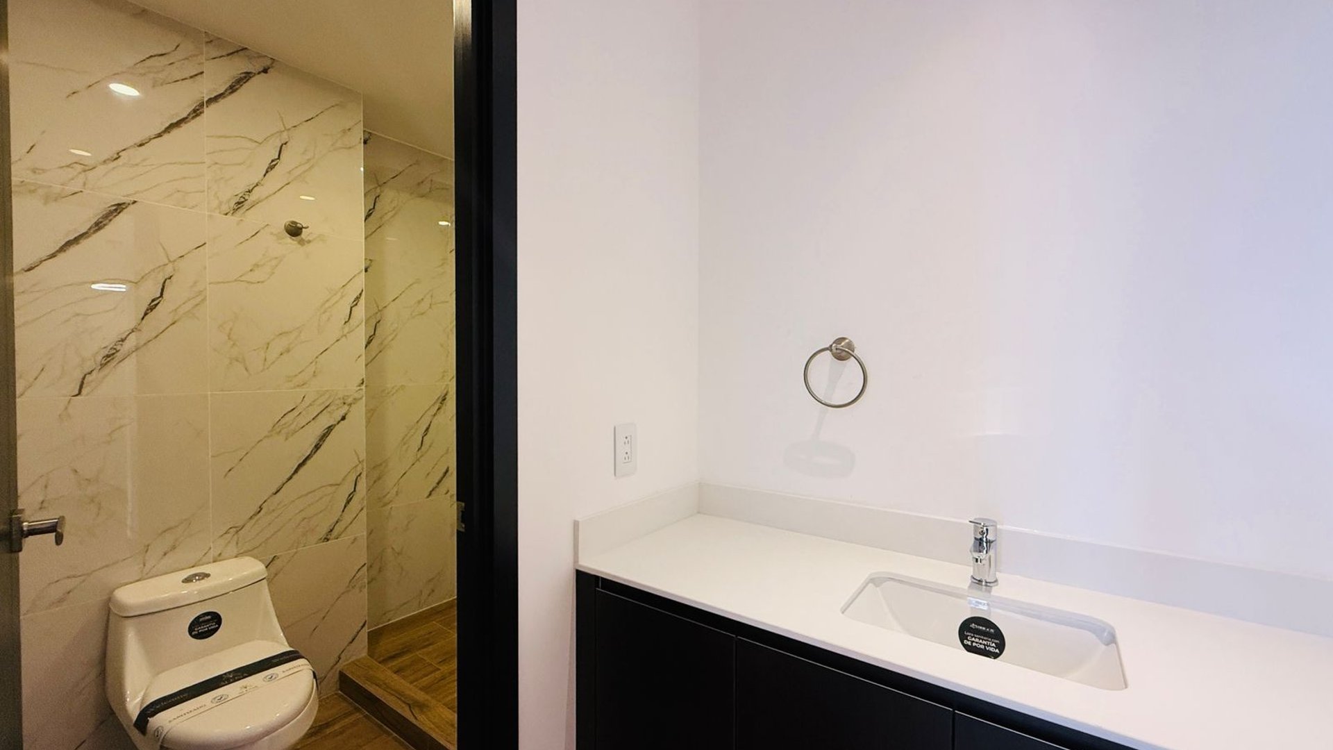 ALQUILER DE HERMOSO APARTAMENTO PARA ESTRENAR - ALENA, ZONA 15 - Miniatura 10