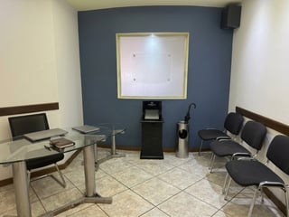 Oficina en renta en zona 15 Edificio de uso mixto - 2