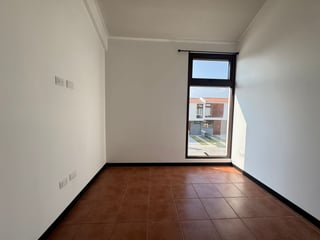 EXCELENTE OPORTUNIDAD DE ADQUIRIR TU CASA PROPIA CERCA DE ANTIGUA - Image 7