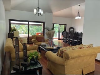 Casa en Venta Km. 9 Carretera a El Salvador – San Rafael II, frente a Hilton Vis - 2