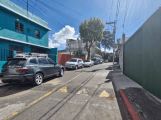 Terreno en renta en zona 14 La Villa, en callejón - Image 15