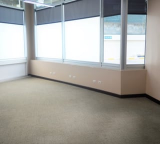 En venta o renta Local Comercial en Edificio Avante