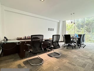 2 Edificios en Renta ideal para Universidades, Call Center u Oficinas CAES - Image 47