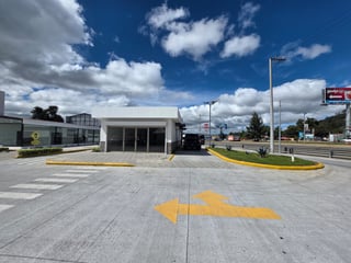 Local con autoservicio en plaza VENTO, Chimaltenango en excelente punto antes del libramiento. - 2