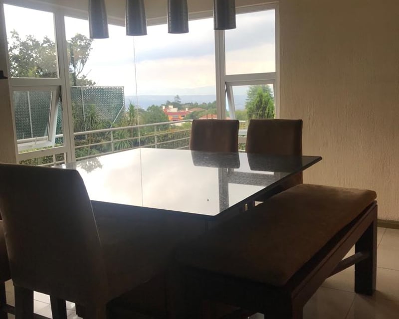  Casa en alquiler o venta en Altos de Montebello