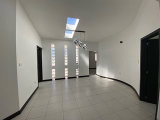 Apartamento de 2 habs con terraza en alquiler Col El Maestro zona 15 - 5