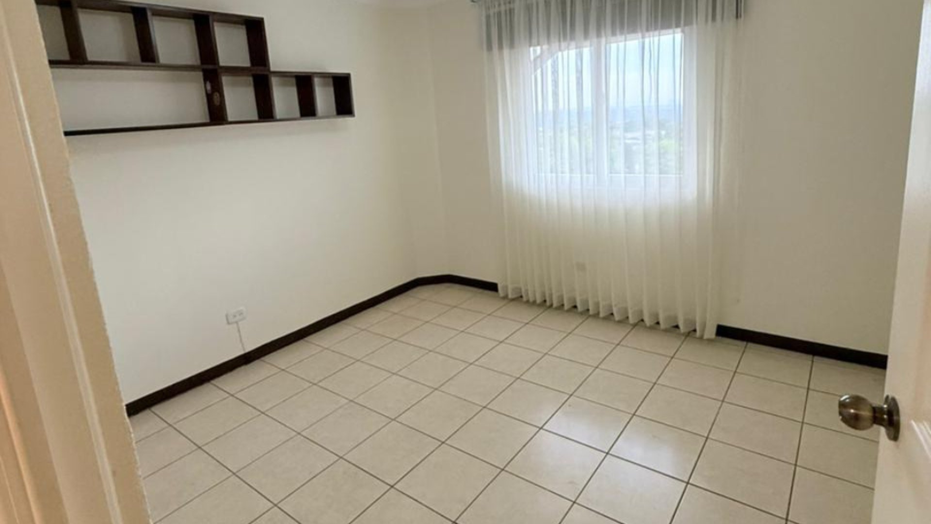 ALQUILO CASA EN PRADOS DE SAN CRISTÓBAL - Miniatura 7