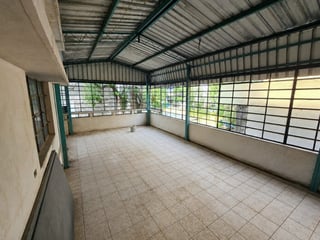 Renta de ofibodega de 900 metros en zona 9 Ref-6024 - 4
