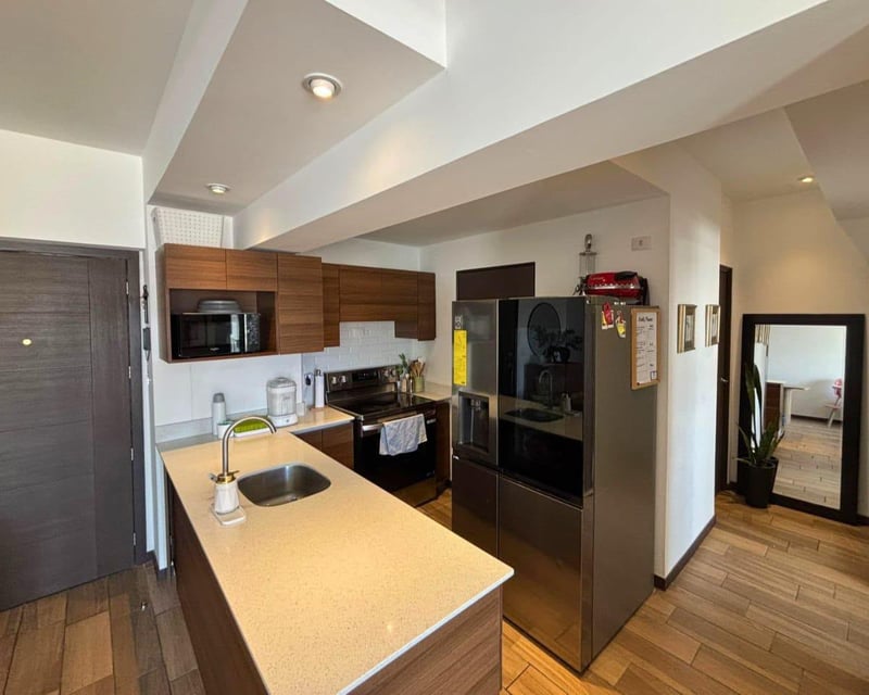 Venta de apartamento en nivel alto -2 habitaciones en zona 13 Ref-5961