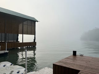 Casa, rancho y bungalows frente al río – Río Dulce - Image 29