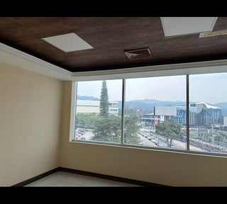 Oficinas en Venta en Centro Empresarial Zona Pradera – Zona 10