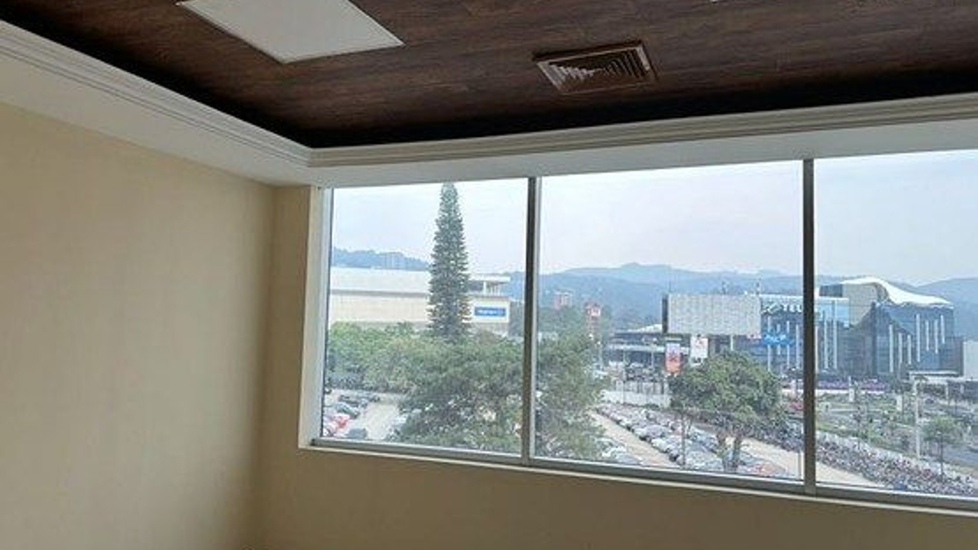 Oficinas en Venta en Centro Empresarial Zona Pradera – Zona 10