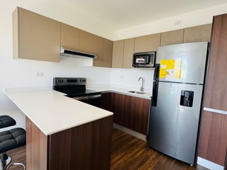 Apartamento en Alquiler Edificio Vila Quince, zona 15 VH2 - 3