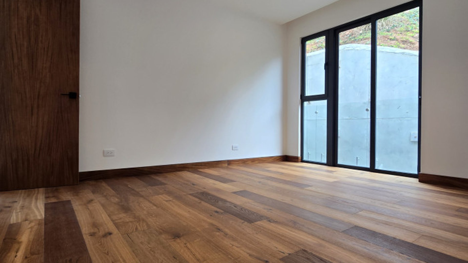 En venta casa en zona 16 El Pulte Guatemala - Miniatura 19