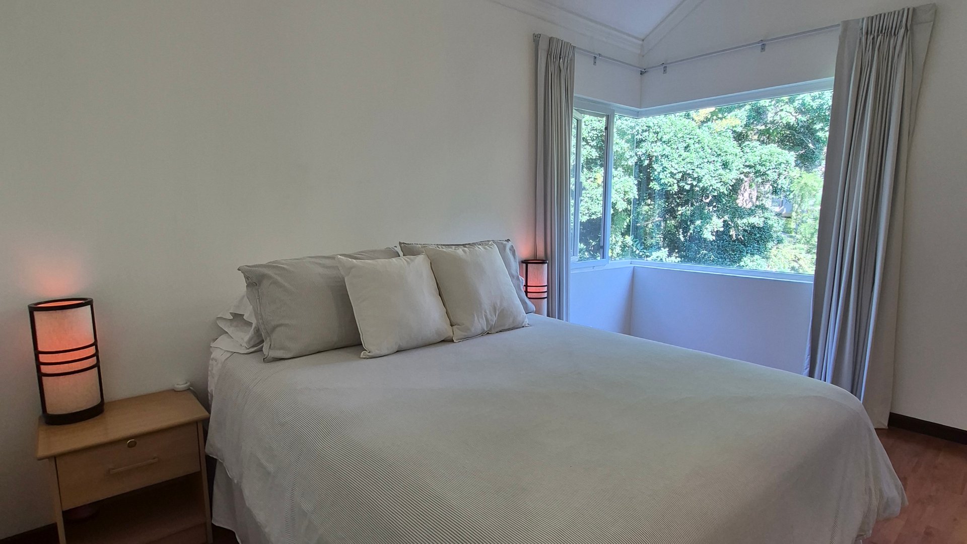 APARTAMENTO EN VENTA, RECIEN REMODELADO EN SAN JORGE MUXBAL - Miniatura 6