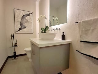 En venta en lujoso apartamento en zona 16 - 4