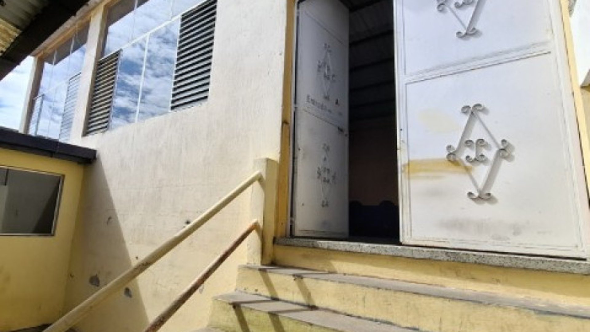 Ofi-Bodega en Venta San Cristóbal Zona 8 de Mixco - Miniatura 12