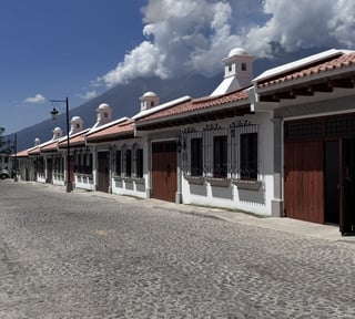 Hermosa Casa En Venta en Franciscanos Antigua Guatemala