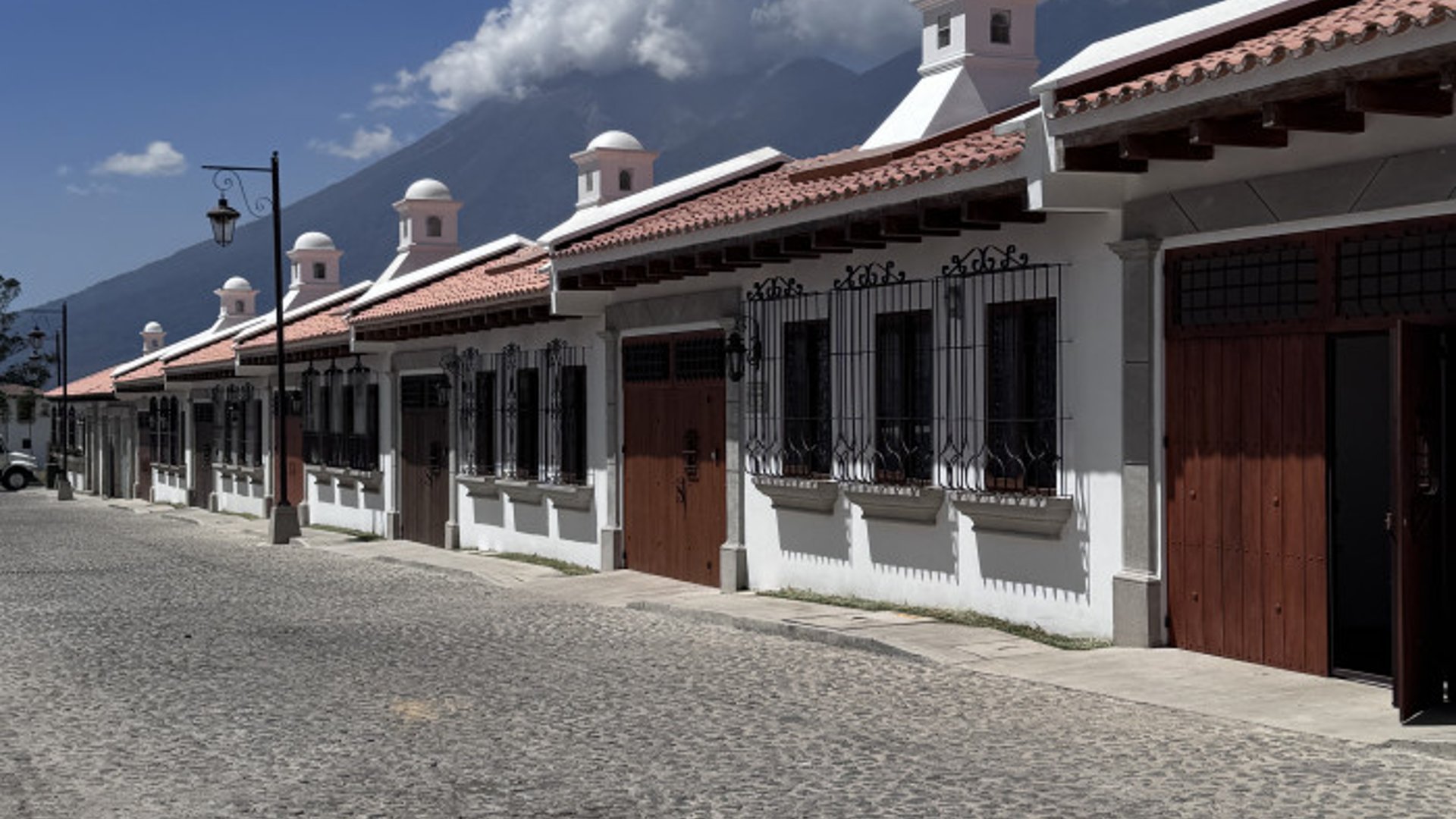 Hermosa Casa En Venta en Franciscanos Antigua Guatemala
