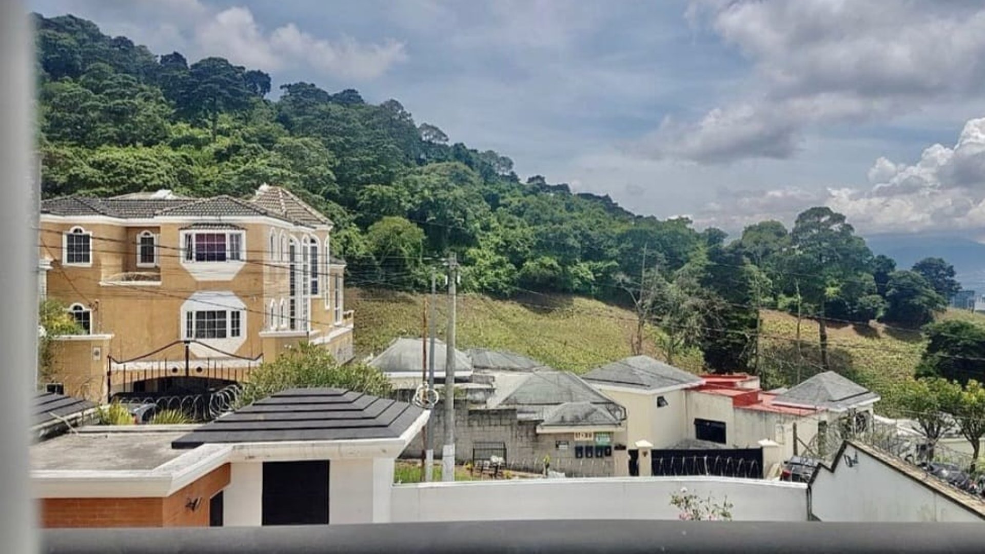 Casa en Renta y Venta zona 16 / La Montaña - Miniatura 9