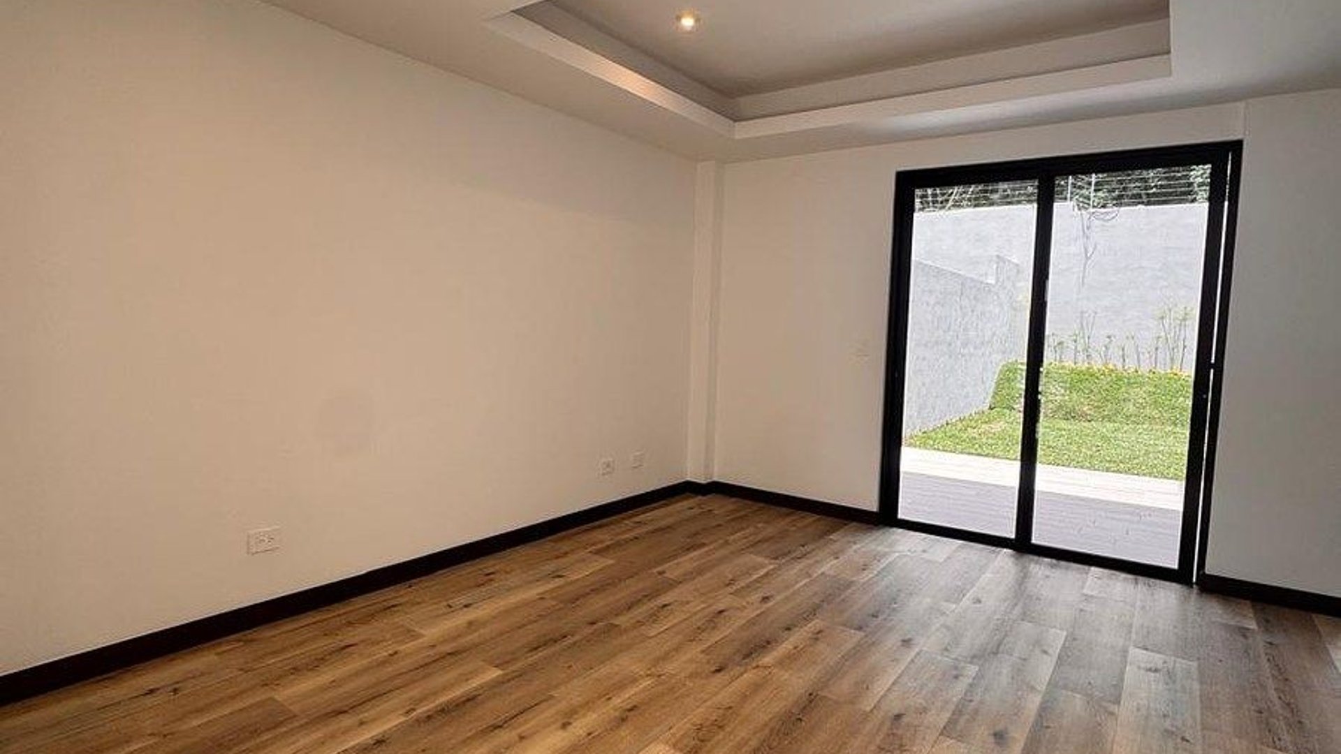 Casa en Renta en Lugana de San Isidro, Zona 16 - Miniatura 10