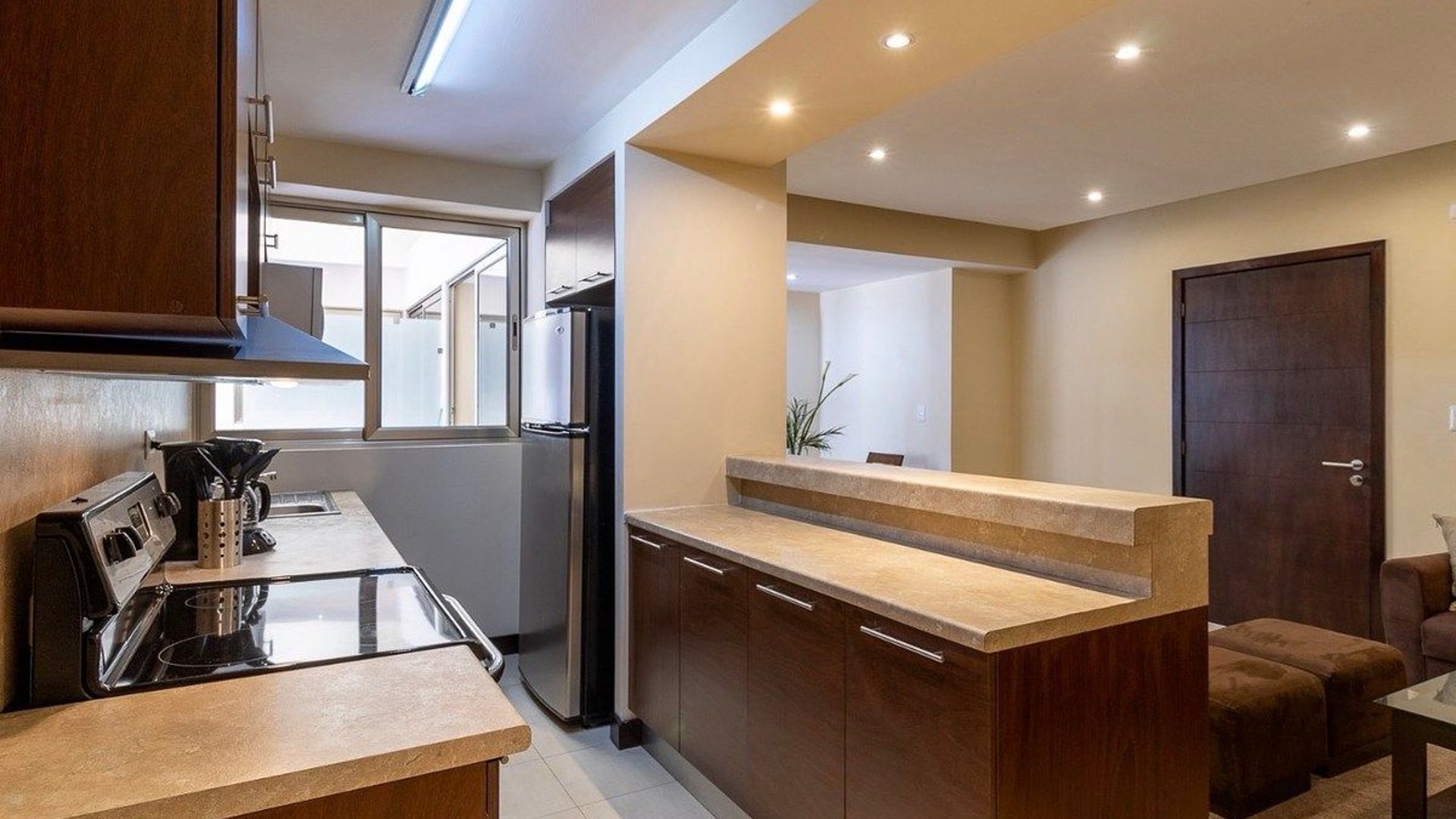 APARTAMENTO EN RENTA  | ZONA 14 | 72 m² |