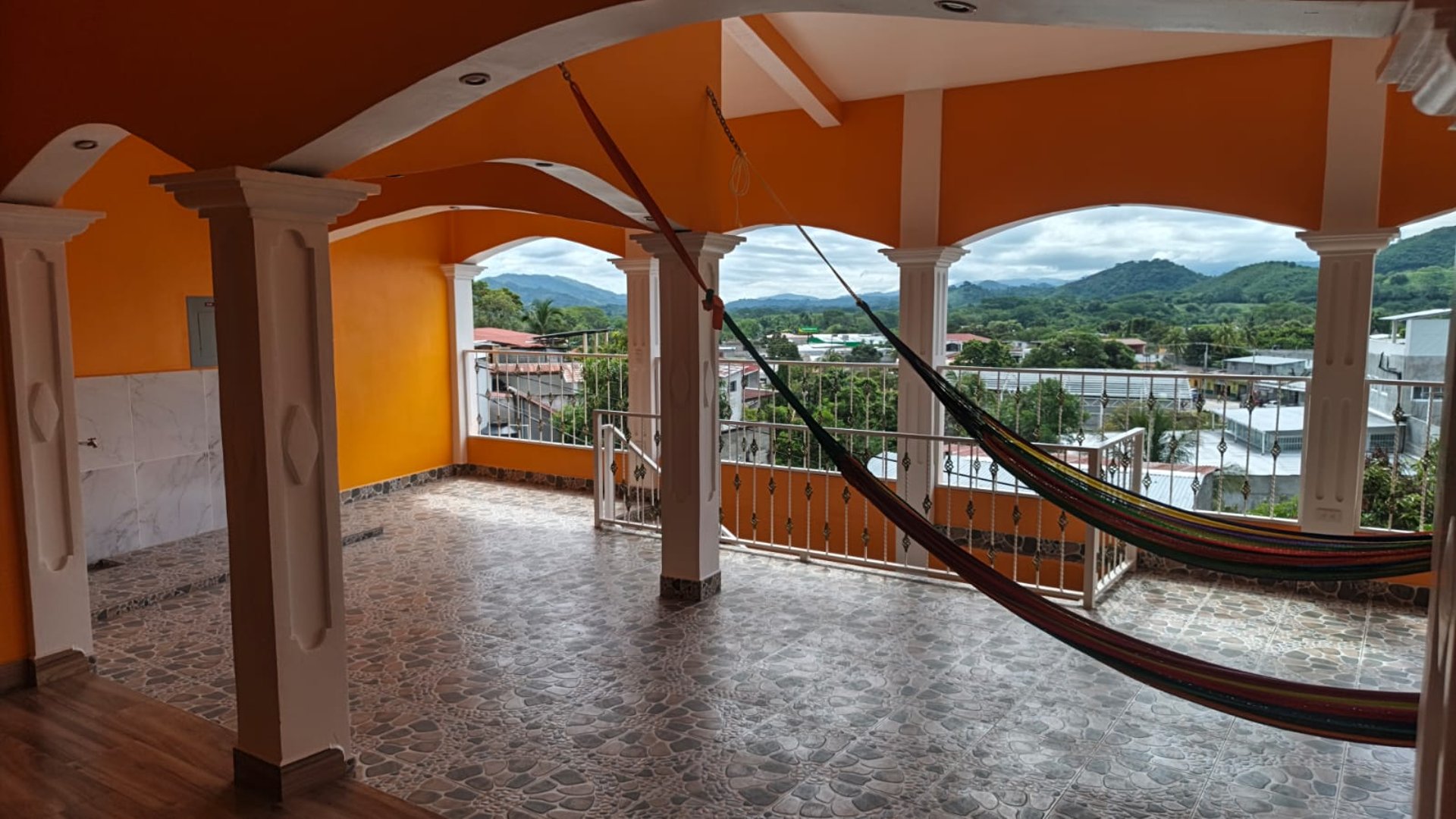 CASA EN RENTA IDEAL PARA OFICINAS O CLINICAS MEDICAS - Miniatura 54