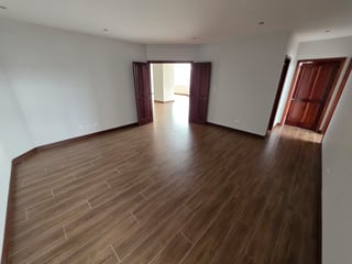 Apartamento en venta con 4 habitaciones y bodega en zona 10 Ref-5306 - 3