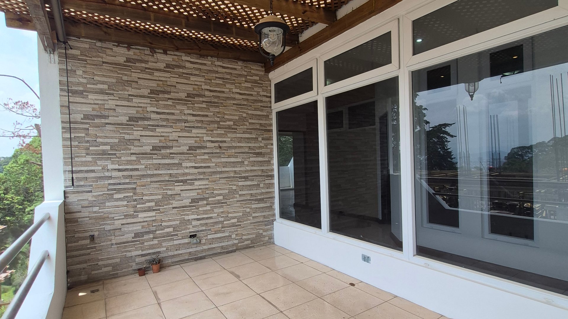 Apartamento en Renta en Kanajuyu Zona 16 - Miniatura 13