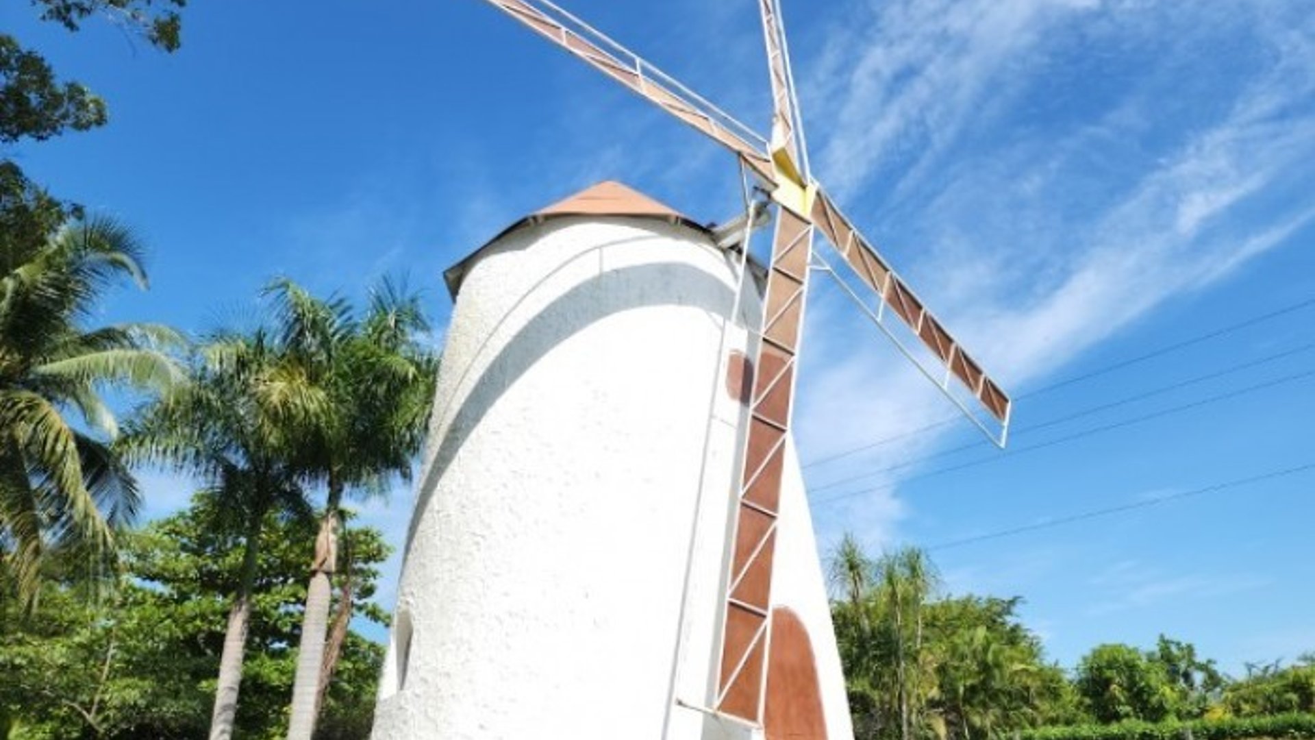 Terreno de esquina en Venta TorreMolinos, vacacional