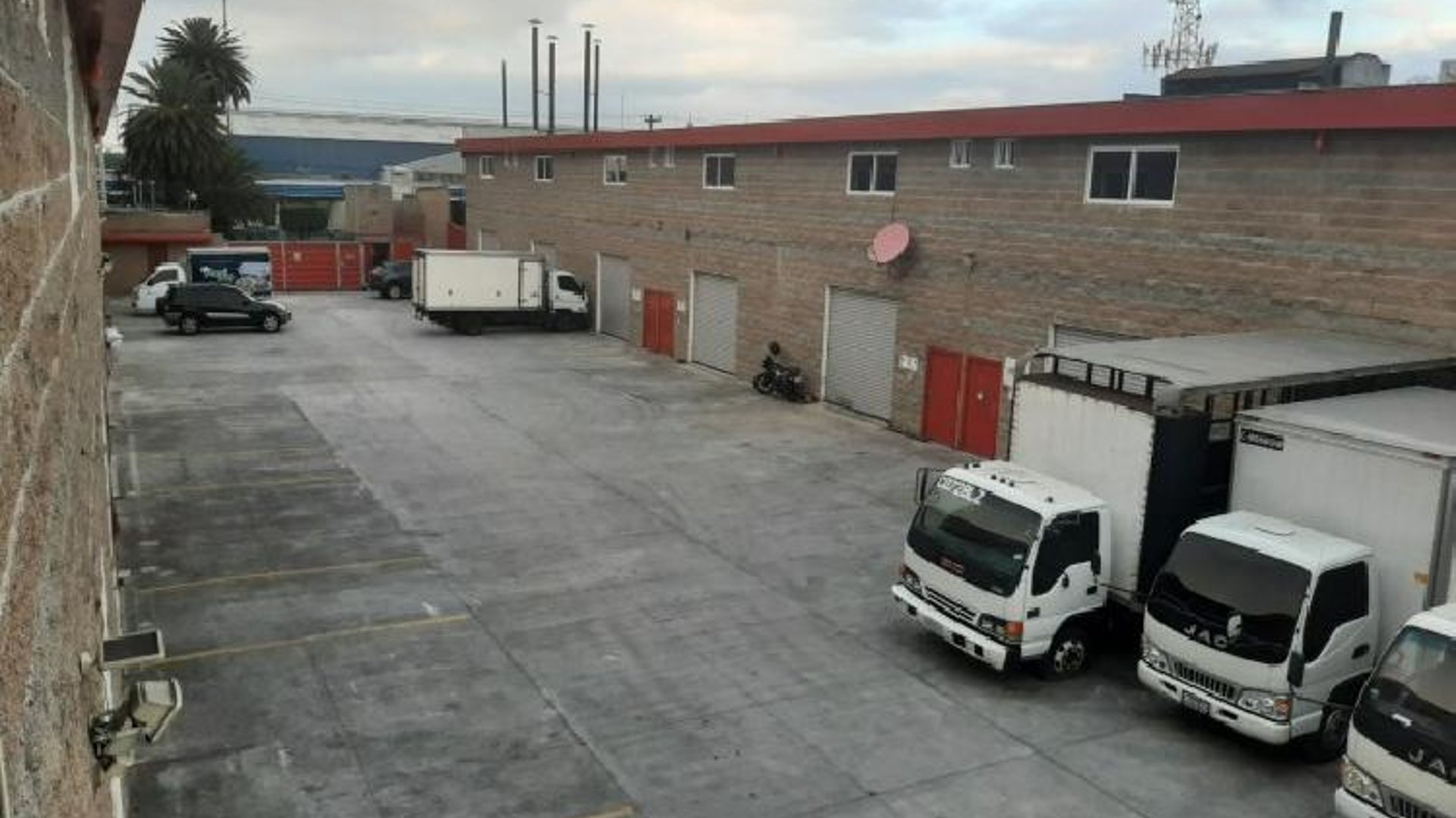 Ofibodega en Renta en Zona 12 - Miniatura 3