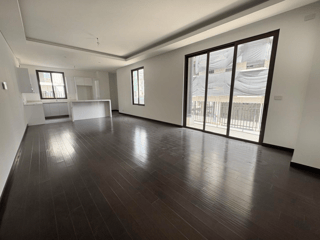 Apartamento en Nogales de Cayalá, zona 16 - 2