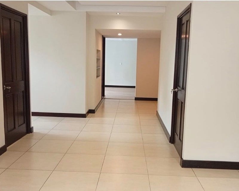 OFICINA EN RENTA  | ZONA 14 | 101.27 m² |