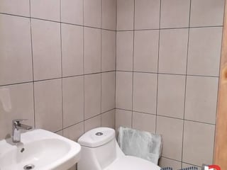 Oficina en Renta, Zona 10 (R8728) - 2