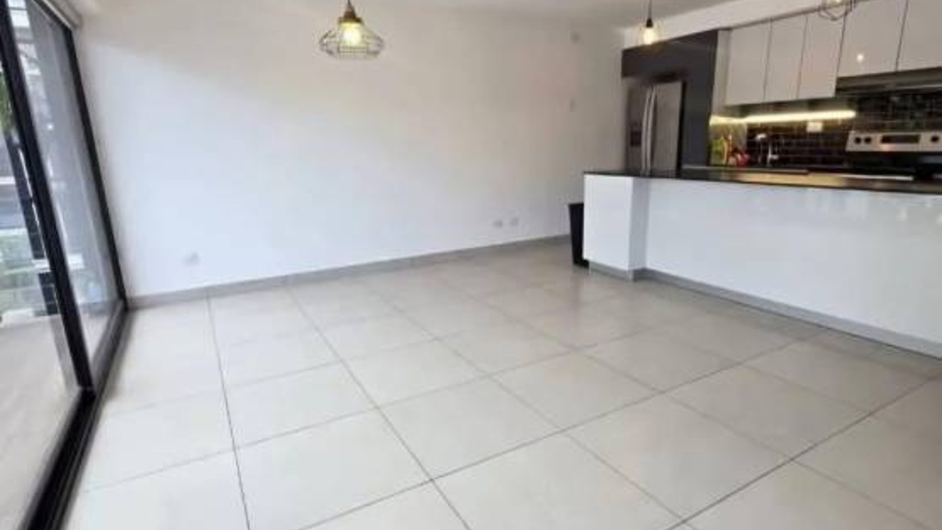 Apartamento en Renta, Zona 14 (R10436) - Image 1