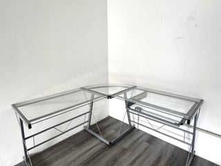 OFICINA EN ALQUILER EN ZONA 10 - Image 2