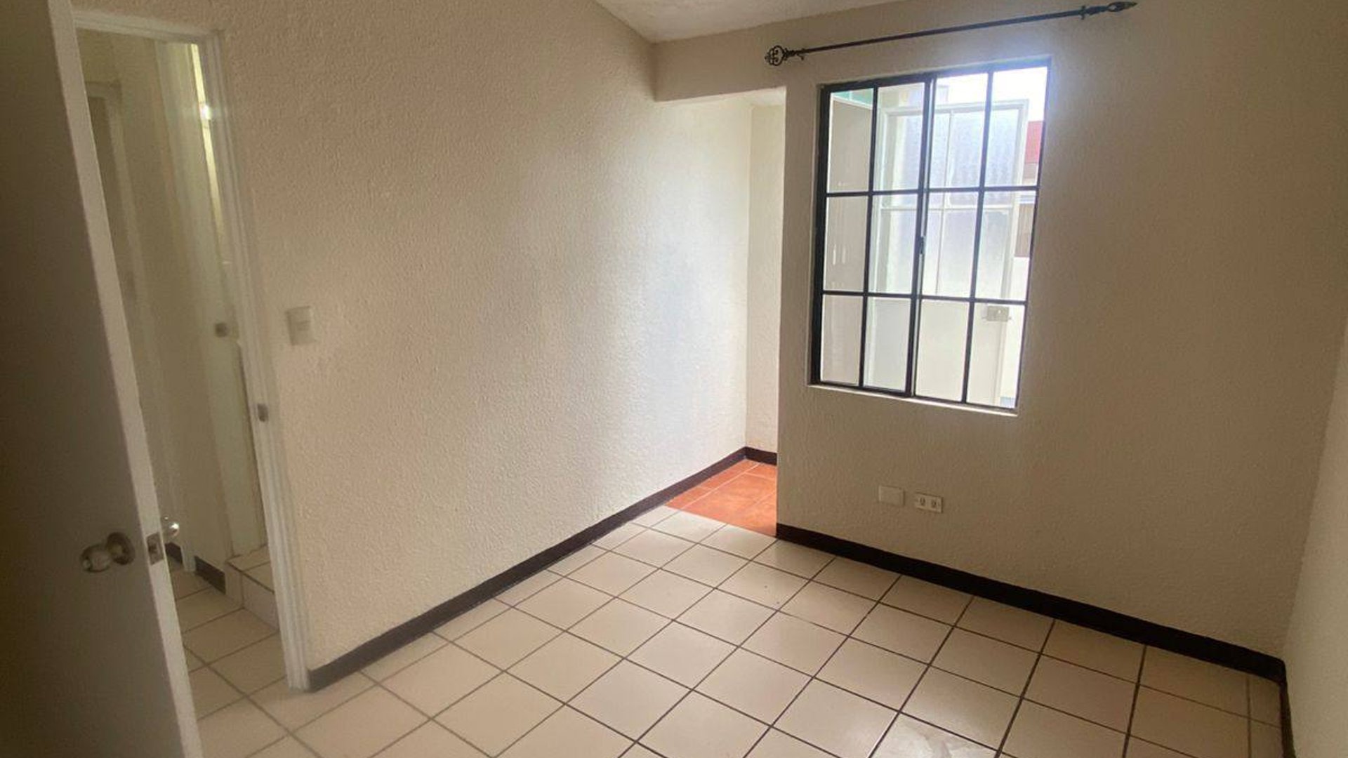 Casa en renta en Condominio Villa Los Pinabetes KM19 - Miniatura 12