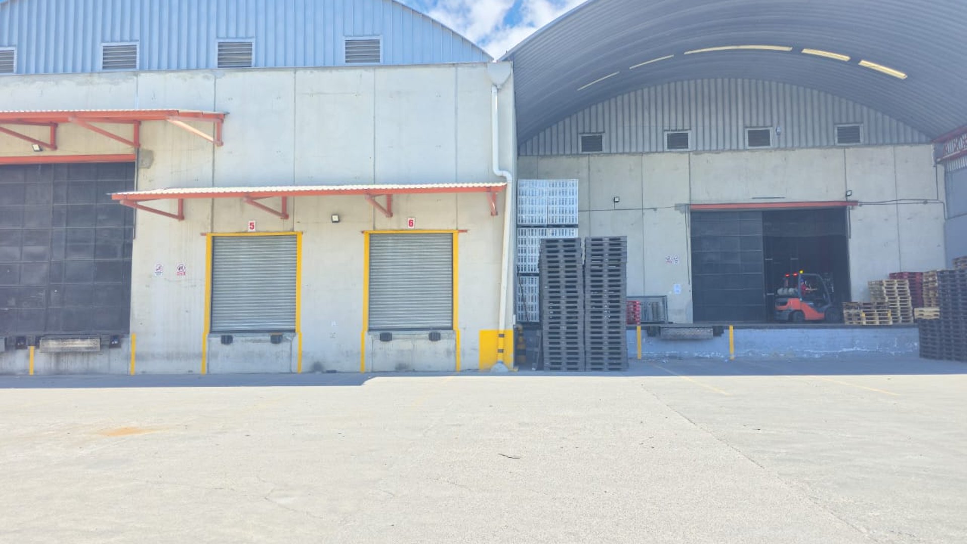 Warehouse for Rent in El Frutal, San Miguel Petapa | 6054.91 m² | $39,356.92 USD