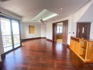 Penthouse en renta - 4 habitaciones y terraza amplia zona 14 Ref-5934 - 2