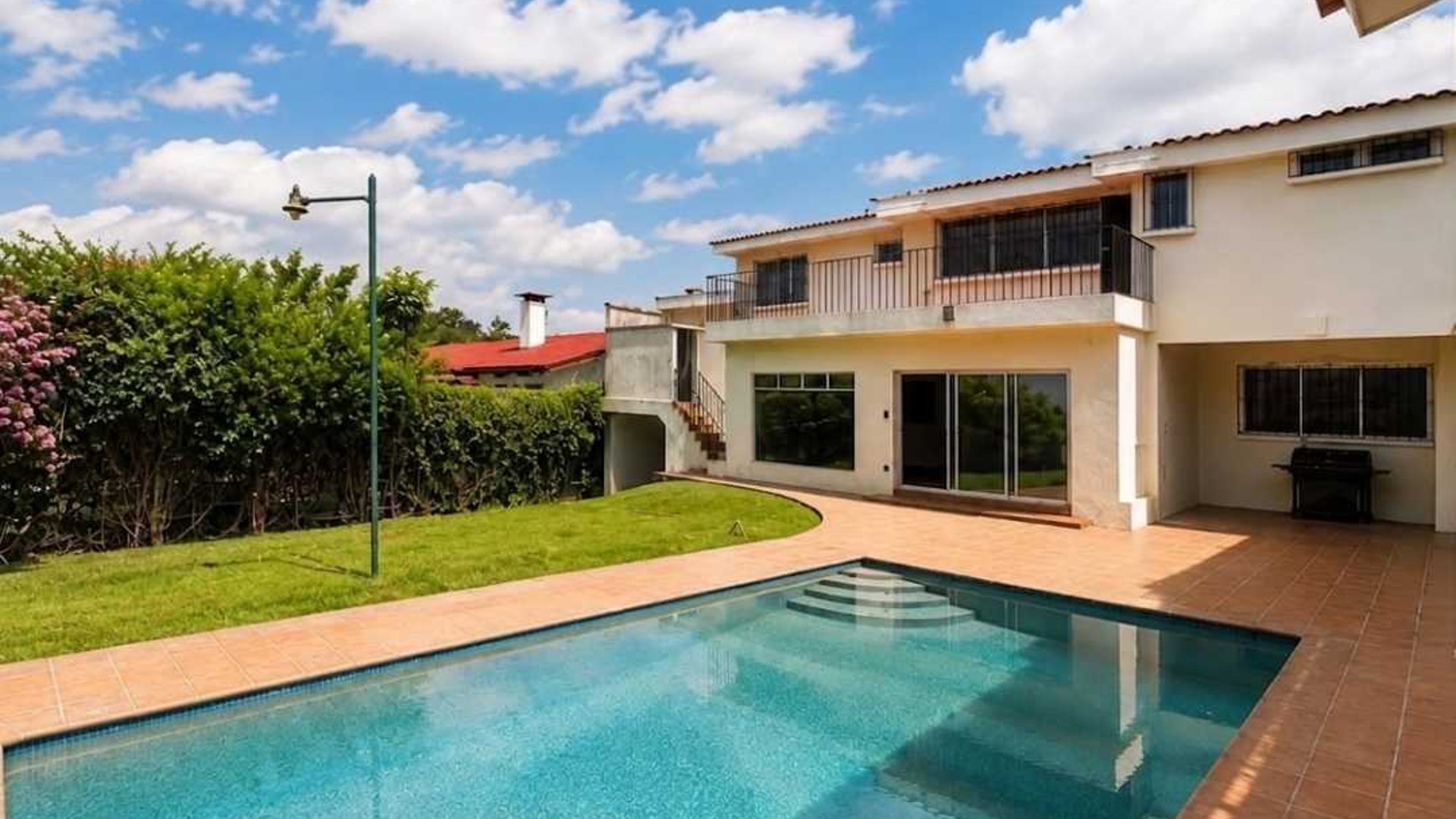 CASA EN VENTA 📍 Zona 15, VH3 Fuera de Garita