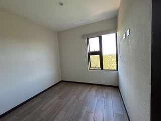Apartamento en Venta  en Edificio  San Isidro 2021, Zona 16 - 5