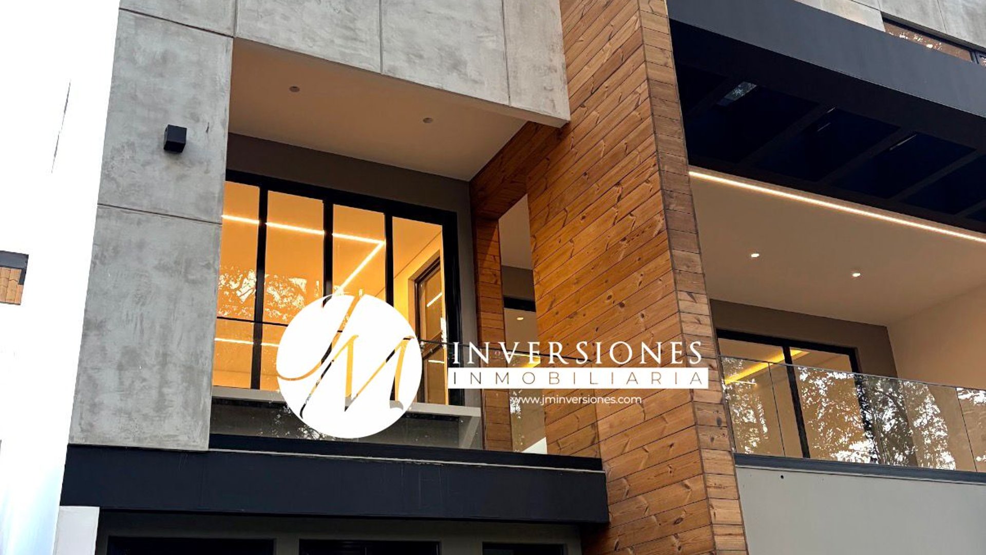 Casa para estrenar en zona 16 de 3 Dormitorios en Venta