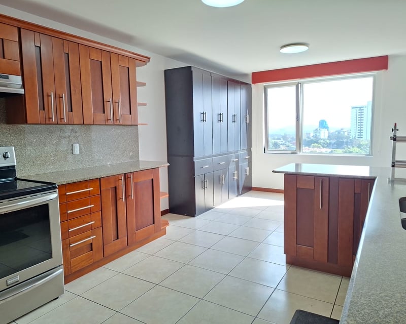 Apartamento en Botticelli 2, zona 15