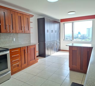 Apartamento en Botticelli 2, zona 15