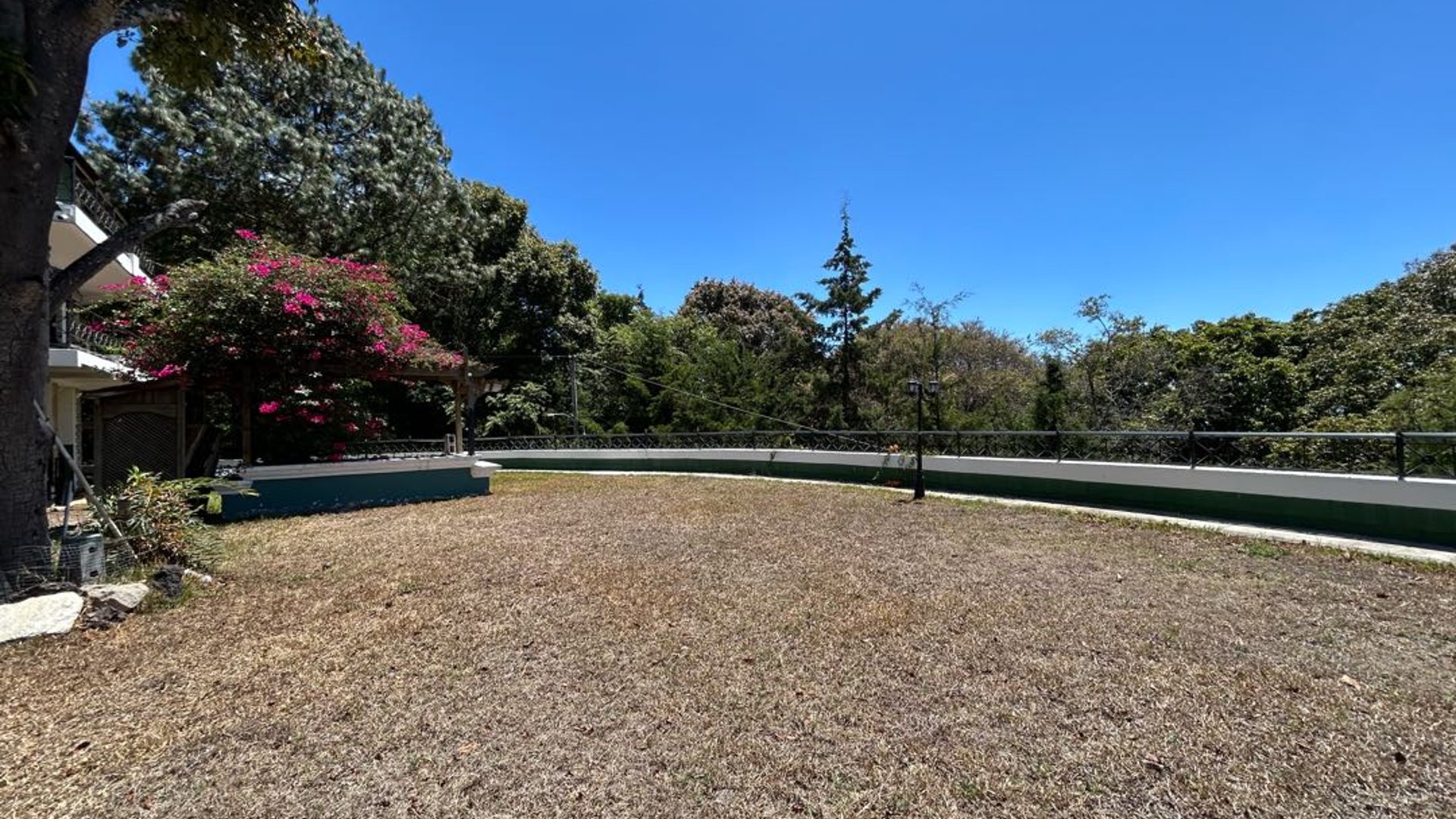 Casa en Venta km. 21.5 Interamericana Condominio Altos de Miralvalle - Miniatura 17
