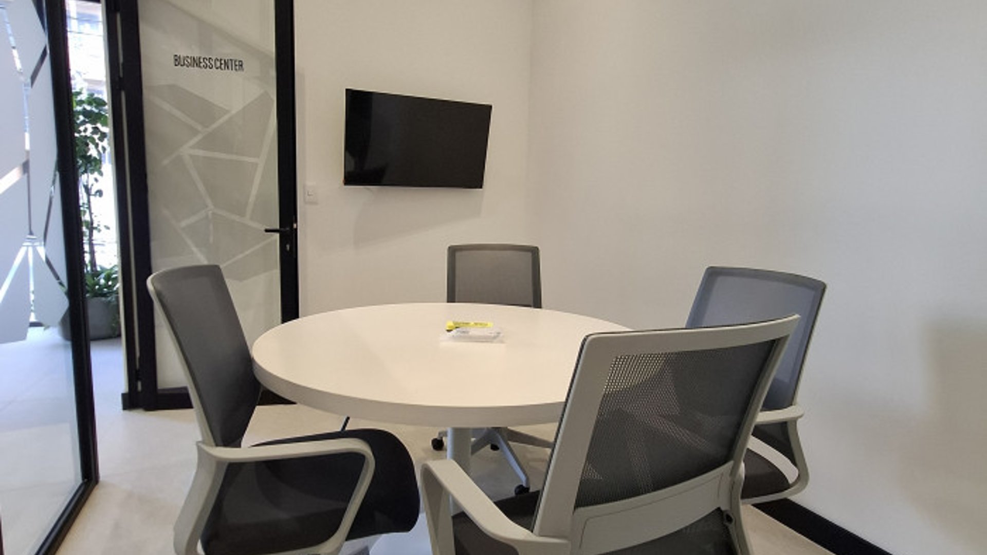 Apartamento Nuevo En Nivel Alto en Venta en Zona 10 - Miniatura 12
