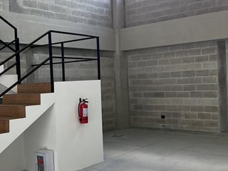 Ofibodega en Internaranjo - Image 4