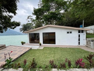 Chalet en Venta Lago de Amatitlán, Guatemala - Image 1