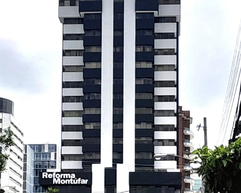 Reforma Montufar oficinas en renta zona 10