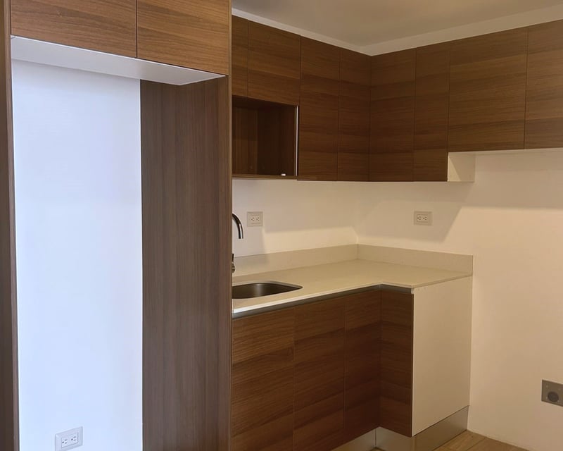 Apartamento con jardín en venta en Zona 14, Sector la Villa